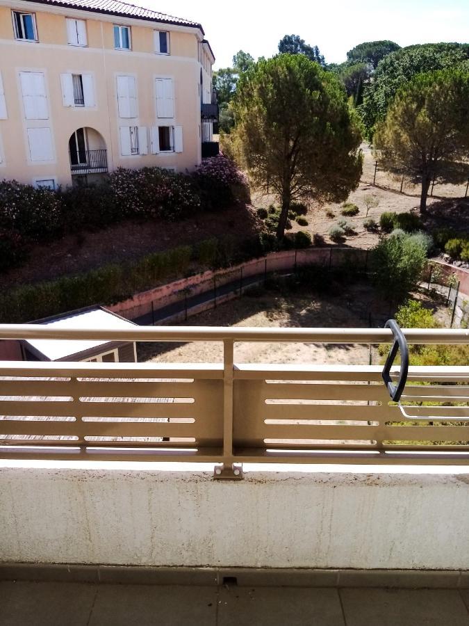 5 Min De La Plage, 1 Min Centre Apartment Frejus