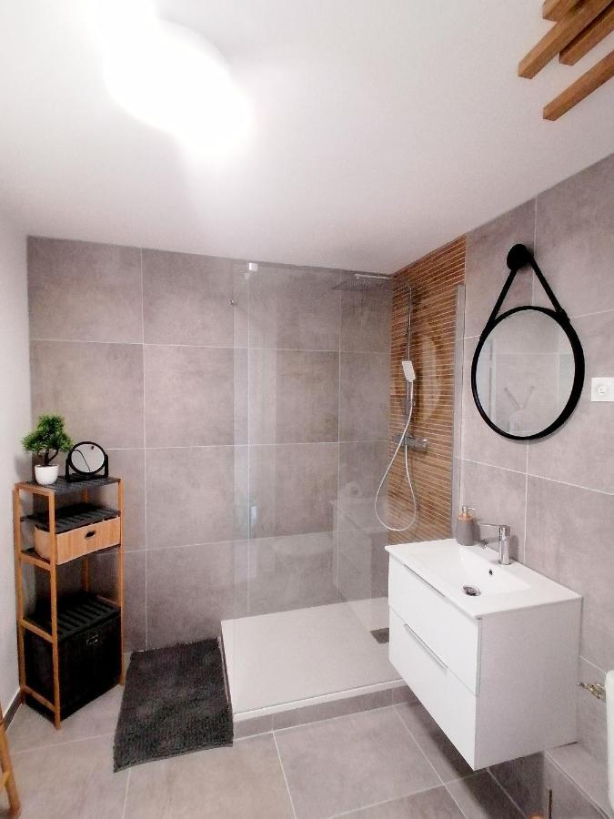 Studio Calme 5 Min De La Plage, 1 Min Centre Appartamento Fréjus